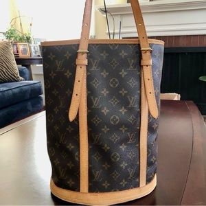 Louis Vuitton Bucket Bag Purse
